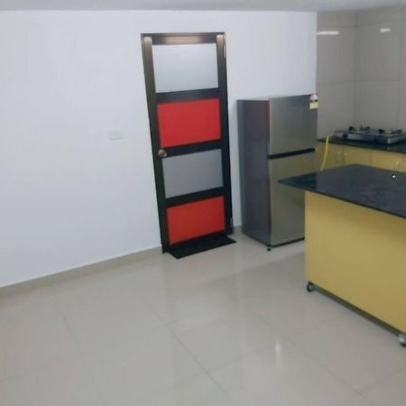 Barrett Accommodation Apartment Suva Bagian luar foto